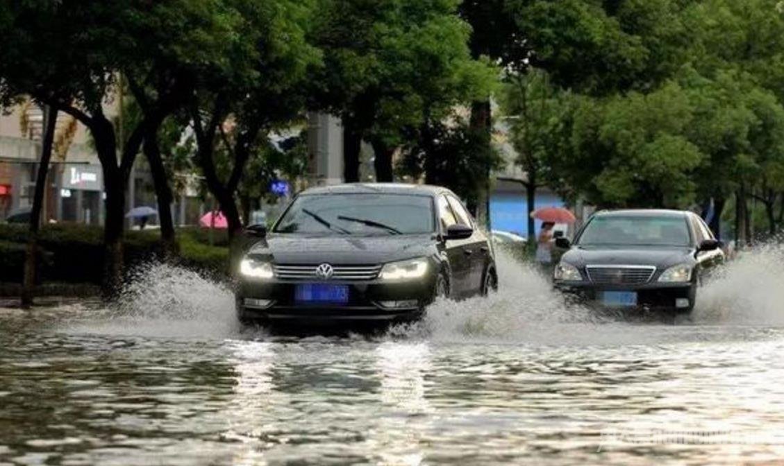 雨天行车