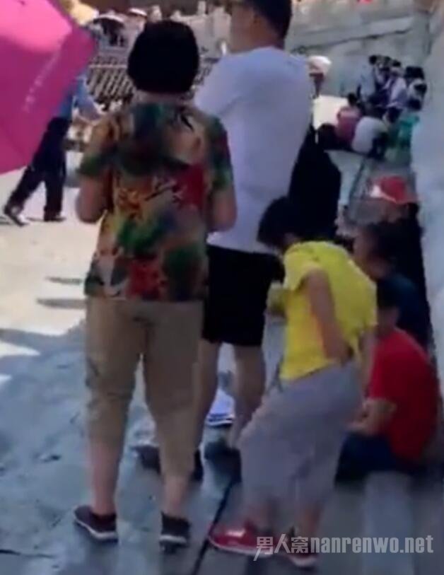 男子与孩子
