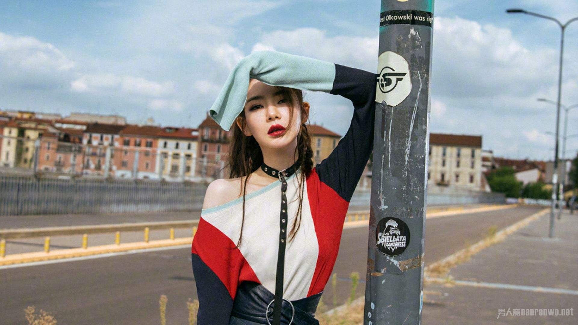 ޱ