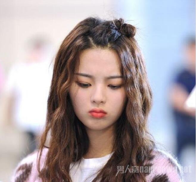 火箭少女101杨超越关闭ins评论