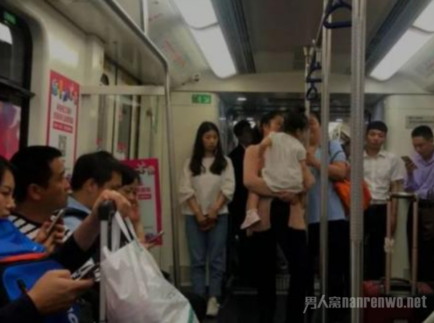 深圳女士优先车厢