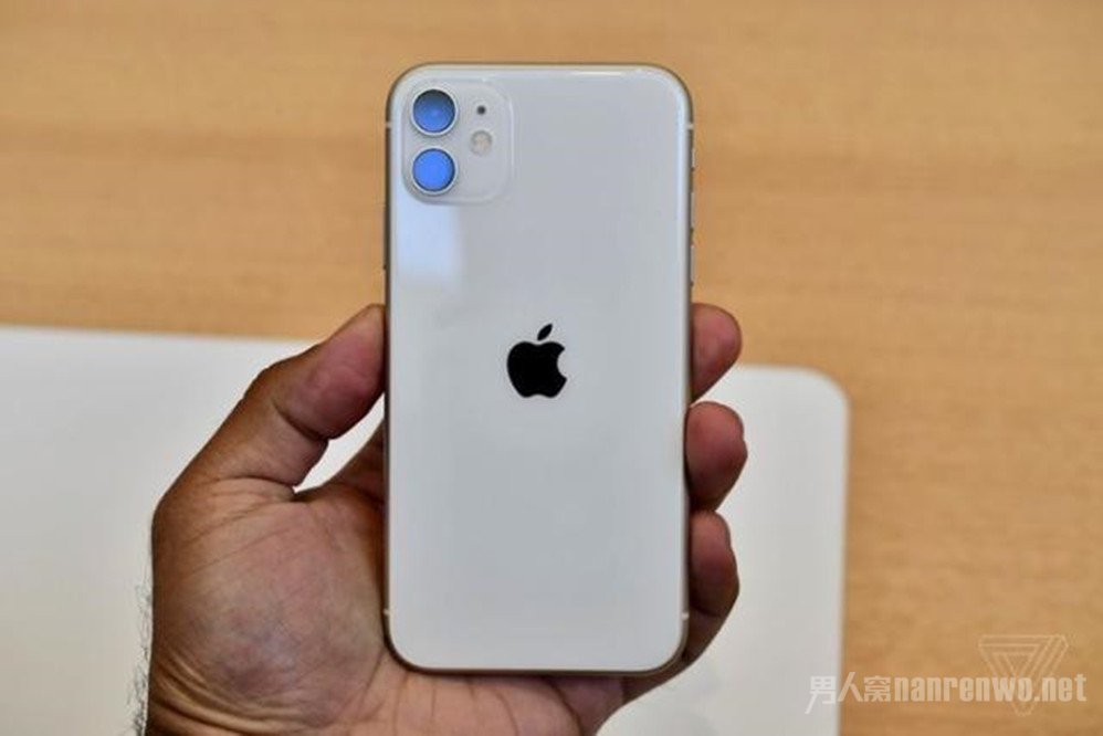 iPhone 11