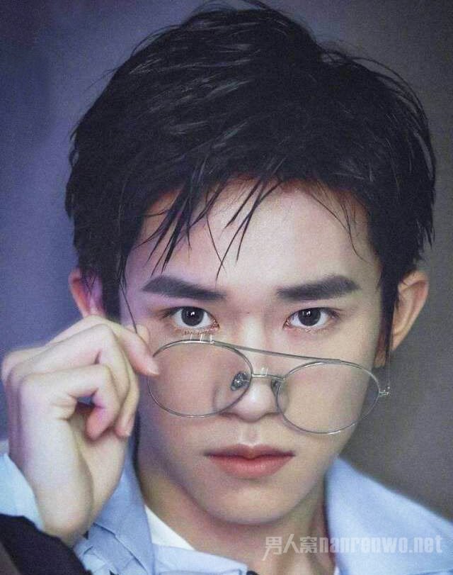刘海偏分