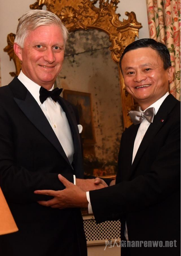 比利时国王亲自为马云授皇冠勋章