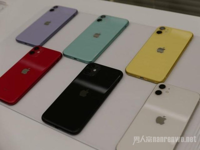 2iPhone 11