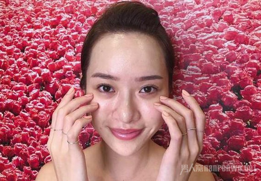 3注意眼部护理