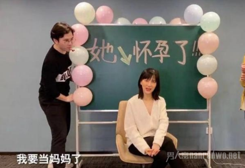papi微博的不定期更新视频结尾
