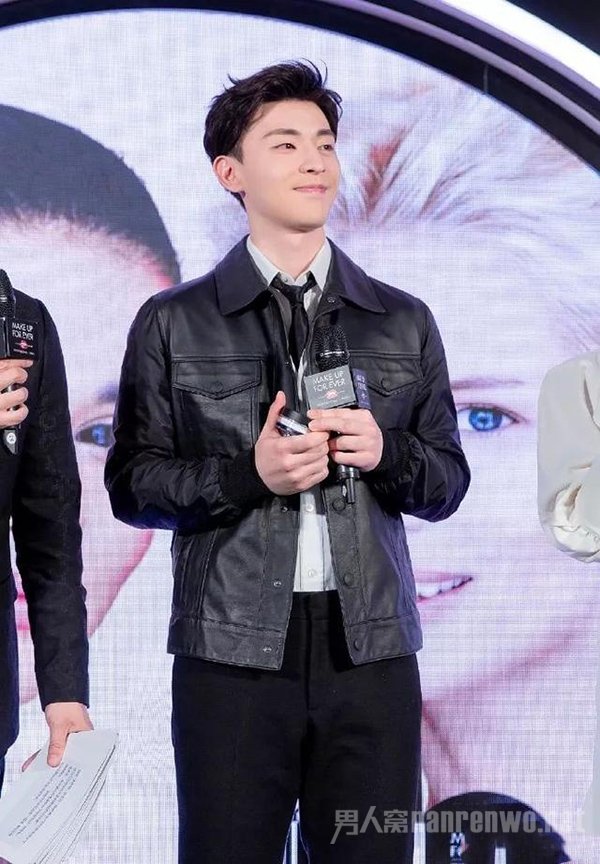 3ְ