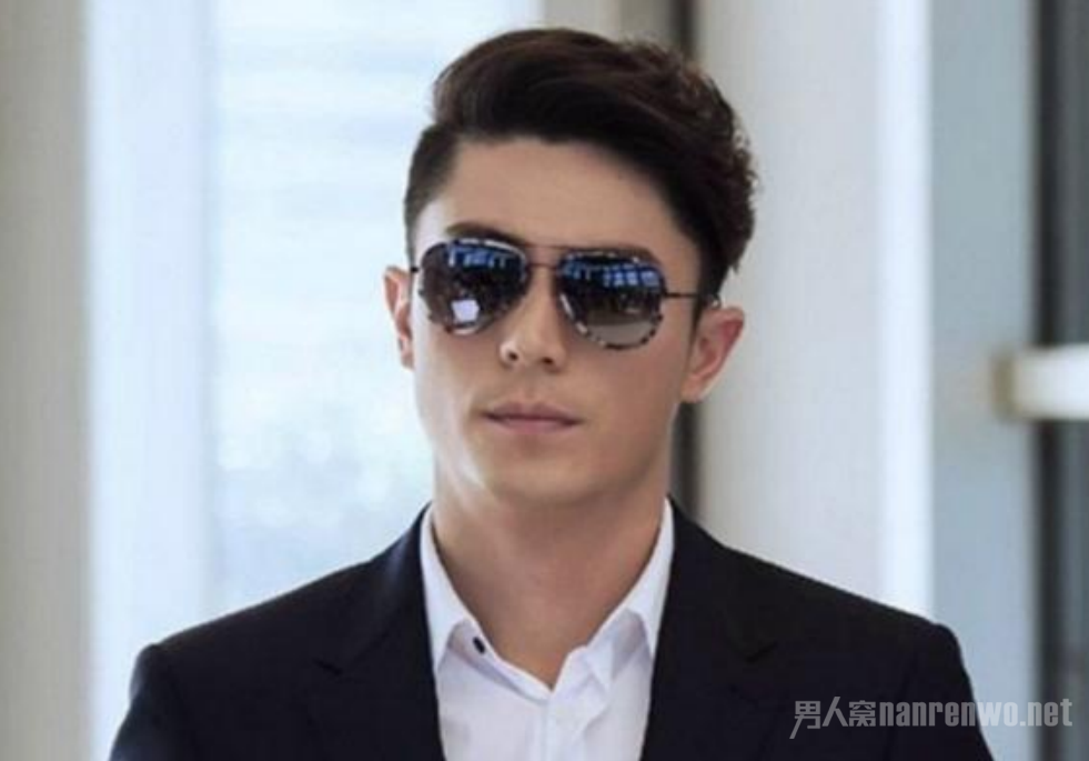 将头发立起来的吹发技巧