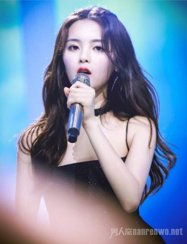 杨超越