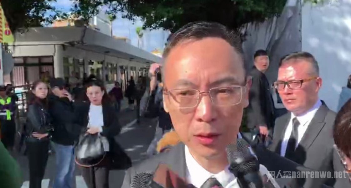 浙江卫视代表出席高以翔追悼会