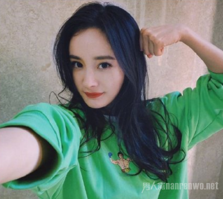 沈腾在杨幂微博评论下问魏大勋