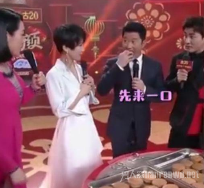 吴京把道具蛋糕给吃了