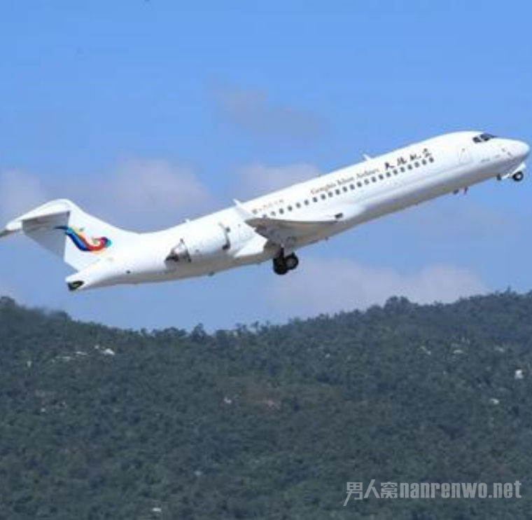 航空公司回应80名韩国人到成都