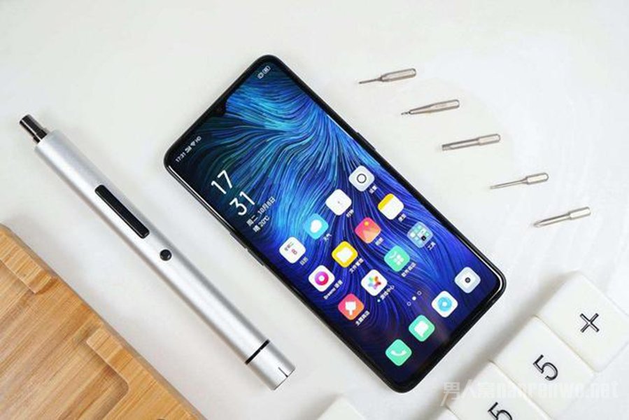 1 OPPO Reno ace