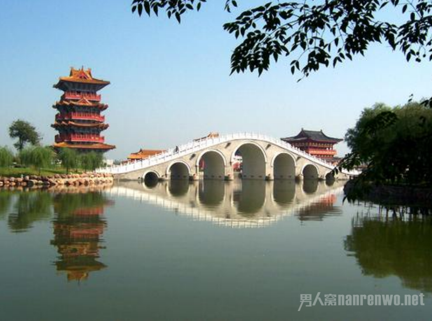 清明上河园