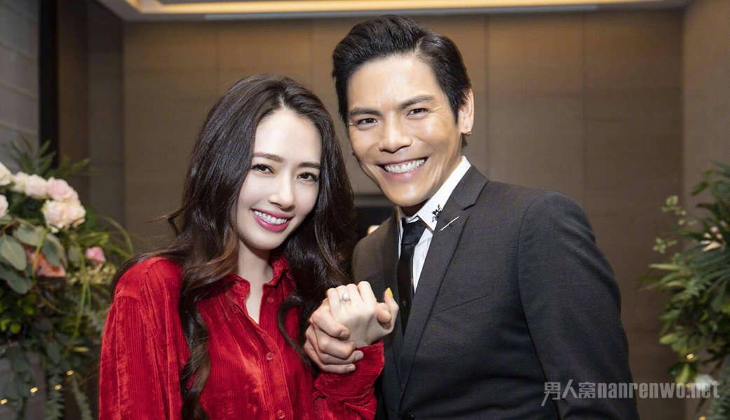 郭碧婷向佐