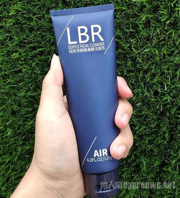 3 LBR AIR氨基酸洁面乳