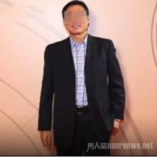 鲍某明姐姐称弟弟和女孩非养父女