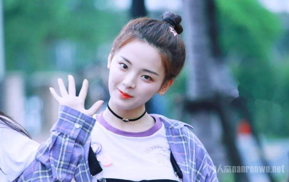 杨超越