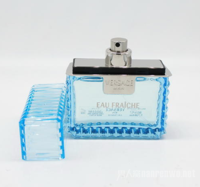 Versace Eau Fraiche 云淡风轻