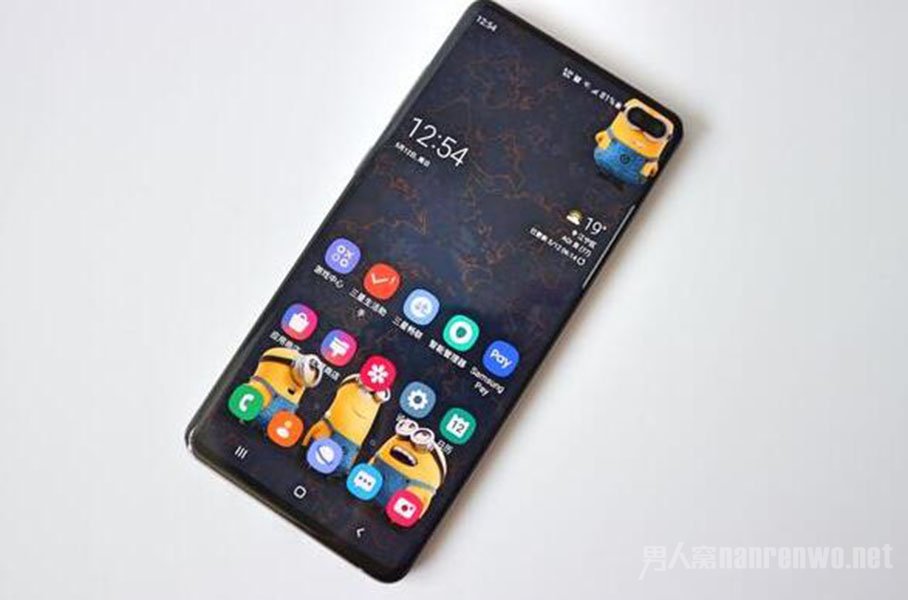 1三星Galaxy S10+