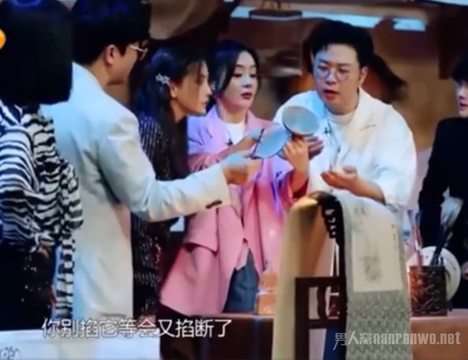 这到底是什么迷惑行为