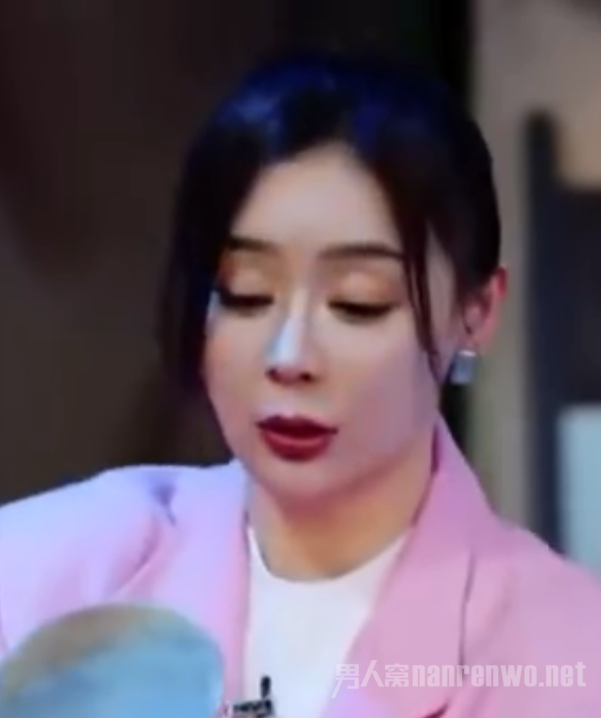 袁姗姗还是捧好健身女王的人设吧