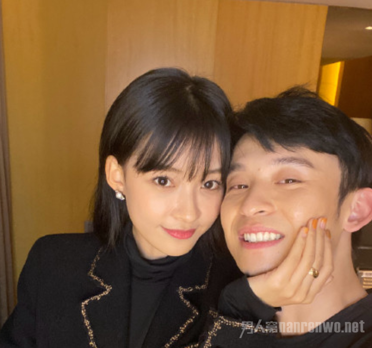 董子健老婆孙怡和杨丞琳同一天生日
